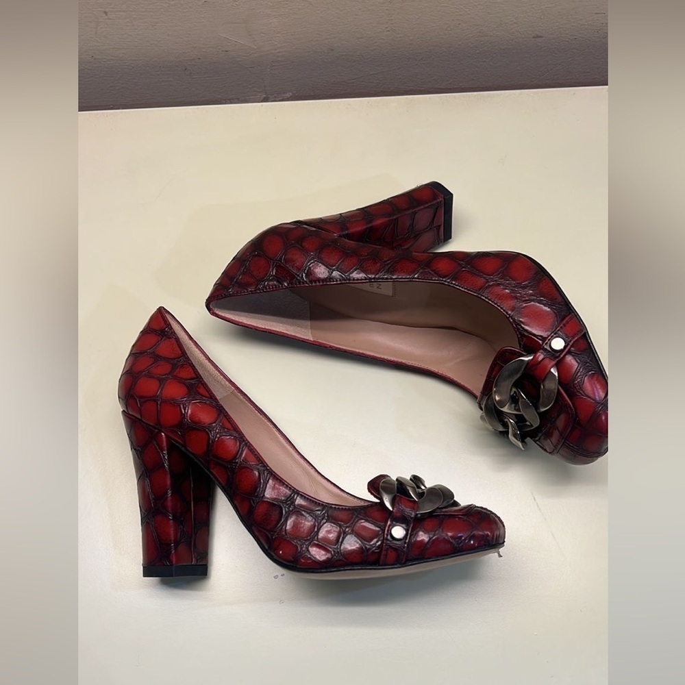 Pura lopez red leather heels NWT and box holiday party gift ready retro